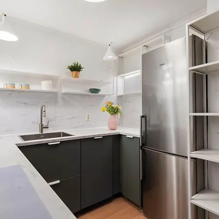 Holiday home Dinbnb L 400m To Bryggen L Luxury L Bergenhouse L Fireplace