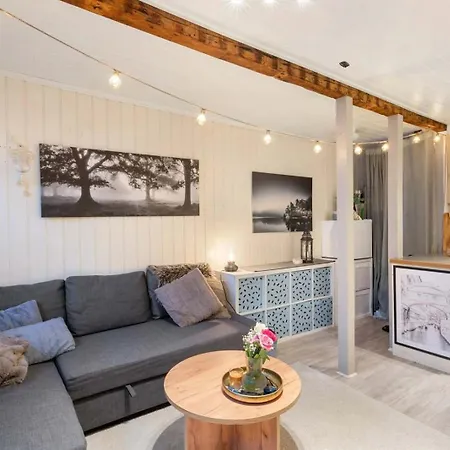 Dinbnb L 400m To Bryggen L Luxury L Bergenhouse L Fireplace Holiday home